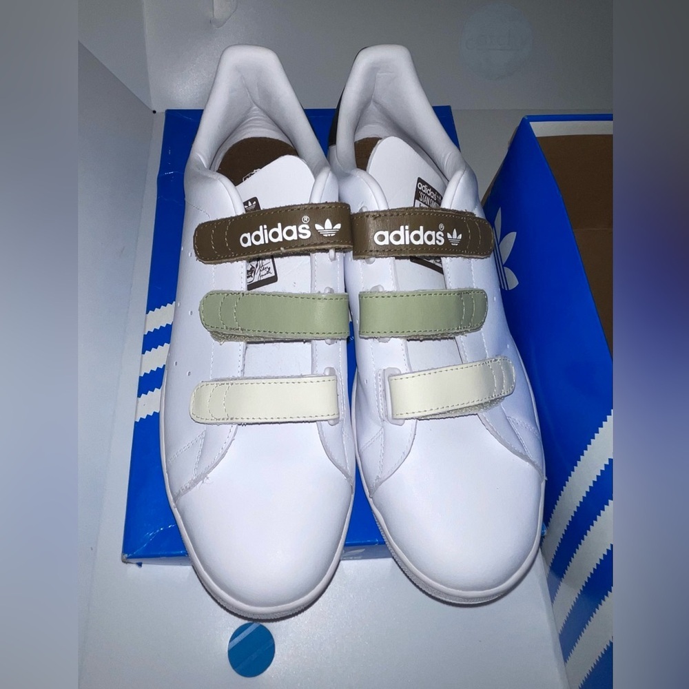 Adidas Stan Smith Men’s Neutral Velcro tennis running shoe 12 sneaker minimal